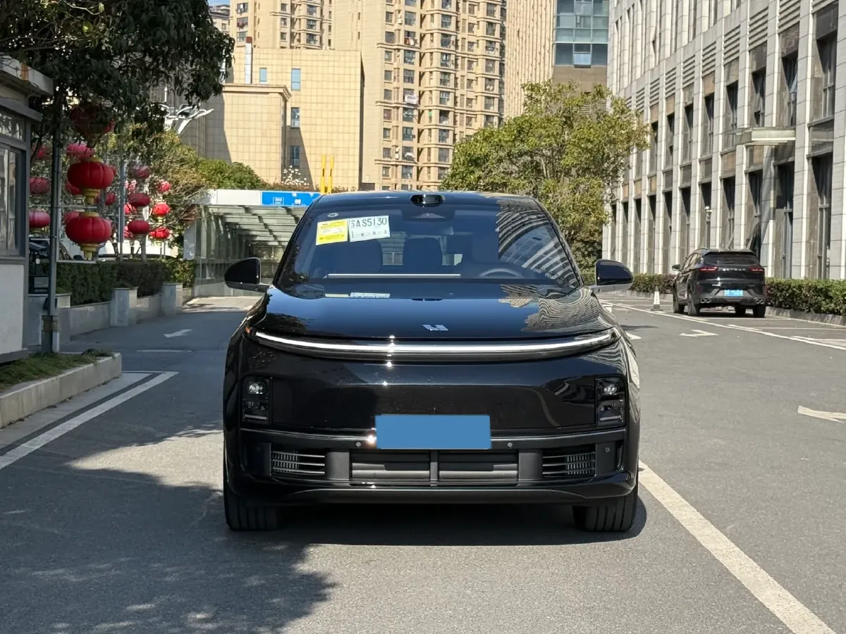 2025 Li L7 Range Extended 154HP REEV,autocango,china used car exporter,china ev exporter,chinese used car exporter,chinese used ev exporter