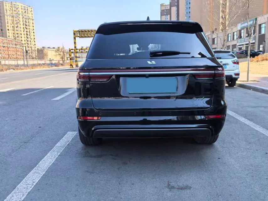 2020 Li ONE Range Extended 131HP REEV 40.5KWH,autocango,china used car exporter,china ev exporter,chinese used car exporter,chinese used ev exporter