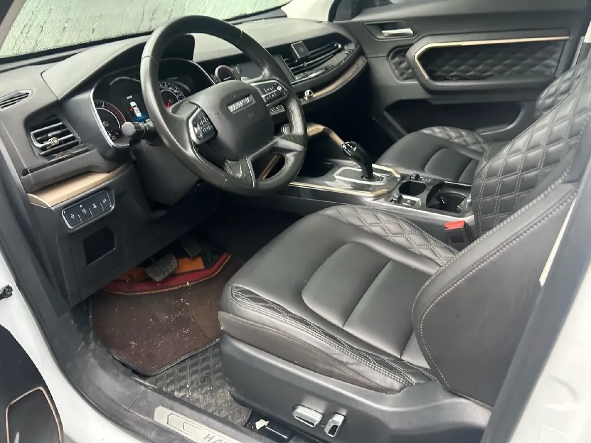 2020 Haval H6 1.5T 169HP L4 7DCT,autocango,china used car exporter,china ev exporter,chinese used car exporter,chinese used ev exporter