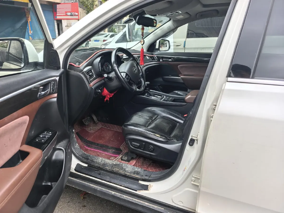 2017 GAC Trumpchi GS8 2.0T 201HP L4 6AT,autocango,china used car exporter,china ev exporter,chinese used car exporter,chinese used ev exporter