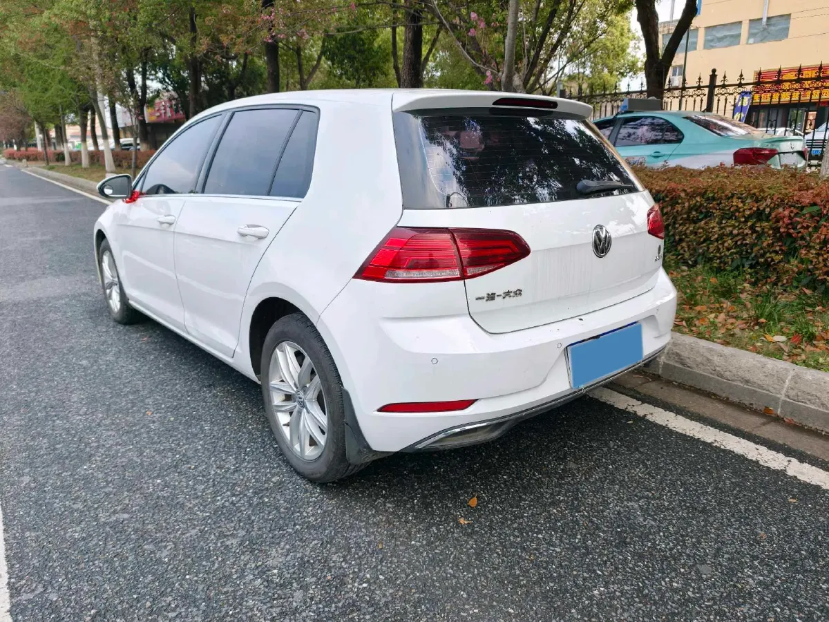 2018 Volkswagen Golf 1.6L 110HP L4 6AT,autocango,china used car exporter,china ev exporter,chinese used car exporter,chinese used ev exporter