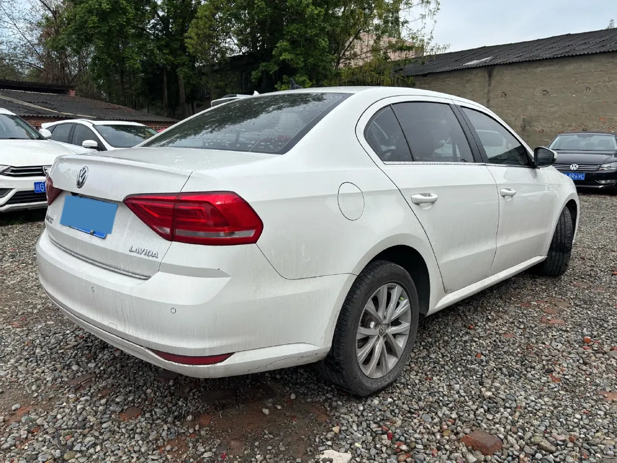 2015 Volkswagen Lavida 1.6L 110HP L4 6AT,autocango,china used car exporter,china ev exporter,chinese used car exporter,chinese used ev exporter