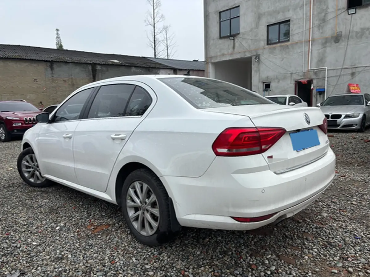 2015 Volkswagen Lavida 1.6L 110HP L4 6AT,autocango,china used car exporter,china ev exporter,chinese used car exporter,chinese used ev exporter