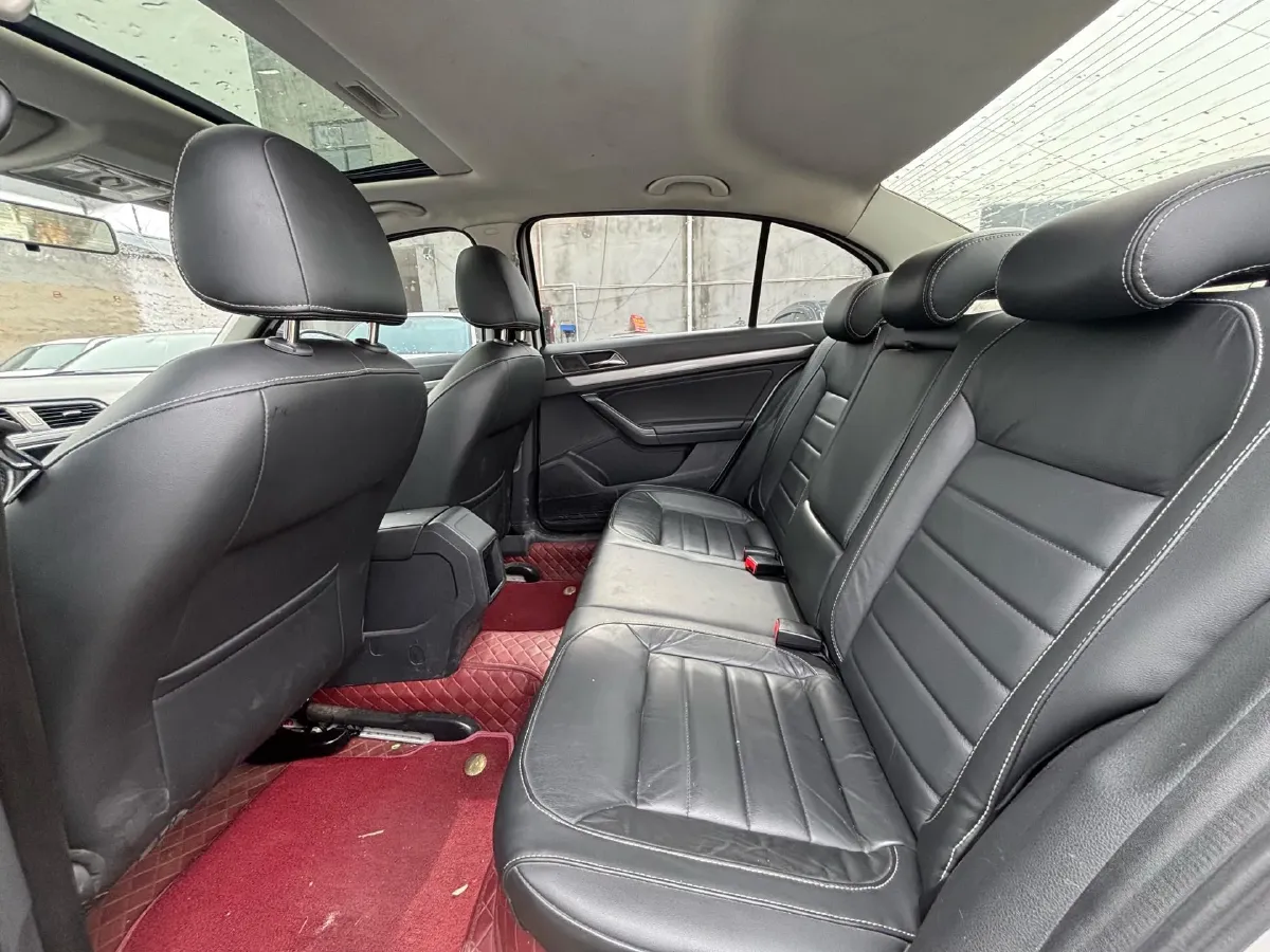 2015 Volkswagen Lavida 1.6L 110HP L4 6AT,autocango,china used car exporter,china ev exporter,chinese used car exporter,chinese used ev exporter