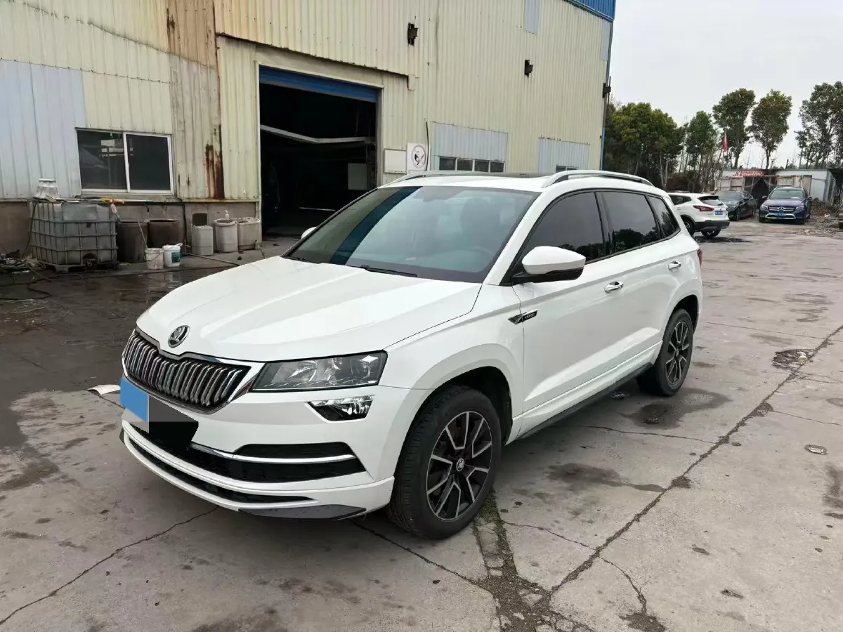 2021 Skoda Karoq 1.4T 150HP L4 7DCT,autocango,china used car exporter,china ev exporter,chinese used car exporter,chinese used ev exporter