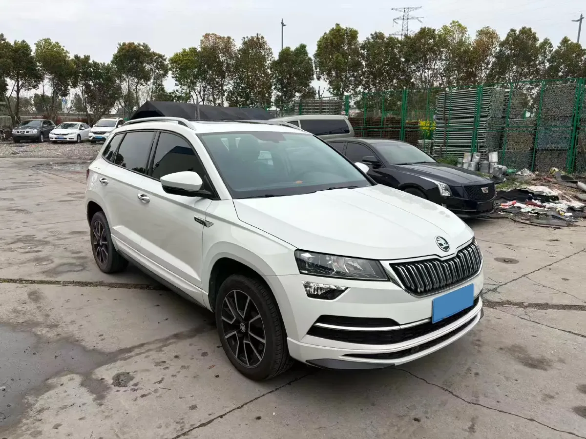 2021 Skoda Karoq 1.4T 150HP L4 7DCT,autocango,china used car exporter,china ev exporter,chinese used car exporter,chinese used ev exporter