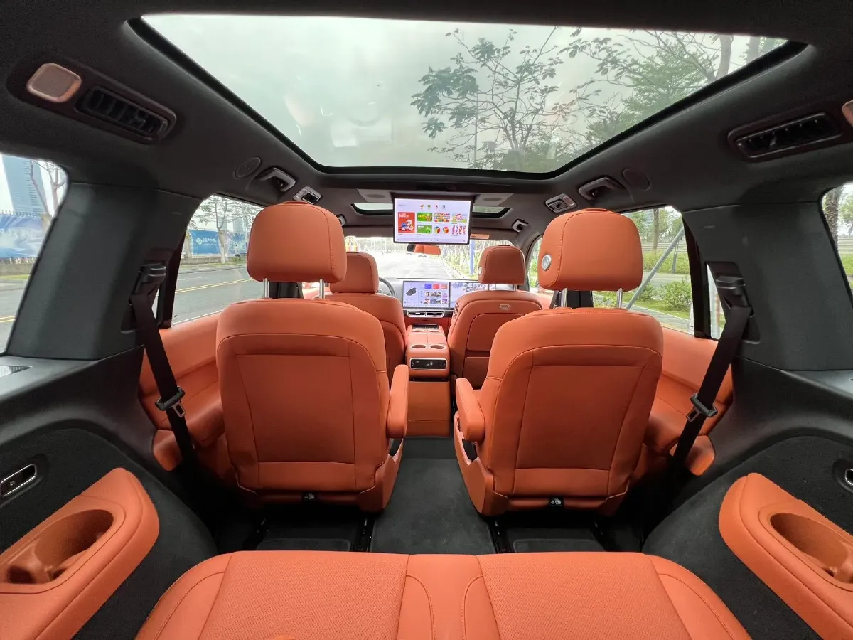 2024 Li L9 Range Extended 154HP REEV 52.3KWH,autocango,china used car exporter,china ev exporter,chinese used car exporter,chinese used ev exporter