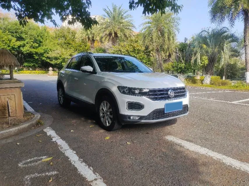 2020 Volkswagen T-Roc 1.4T 150HP L4 7DCT,autocango,china used car exporter,china ev exporter,chinese used car exporter,chinese used ev exporter