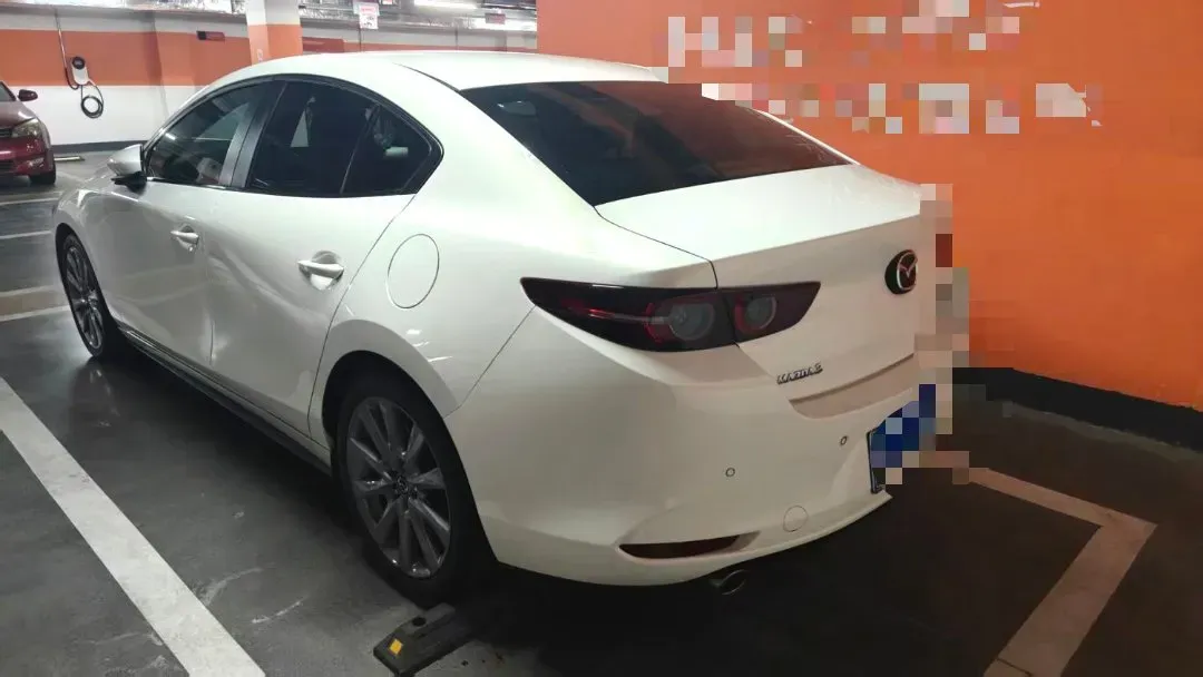 2022 Mazda 3 Axela 2.0L 158HP L4 6AT,autocango,china used car exporter,china ev exporter,chinese used car exporter,chinese used ev exporter