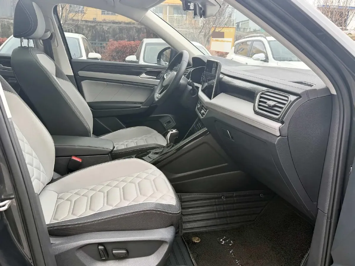 2023 Volkswagen Tayron 2.0T 186HP L4 7DCT,autocango,china used car exporter,china ev exporter,chinese used car exporter,chinese used ev exporter