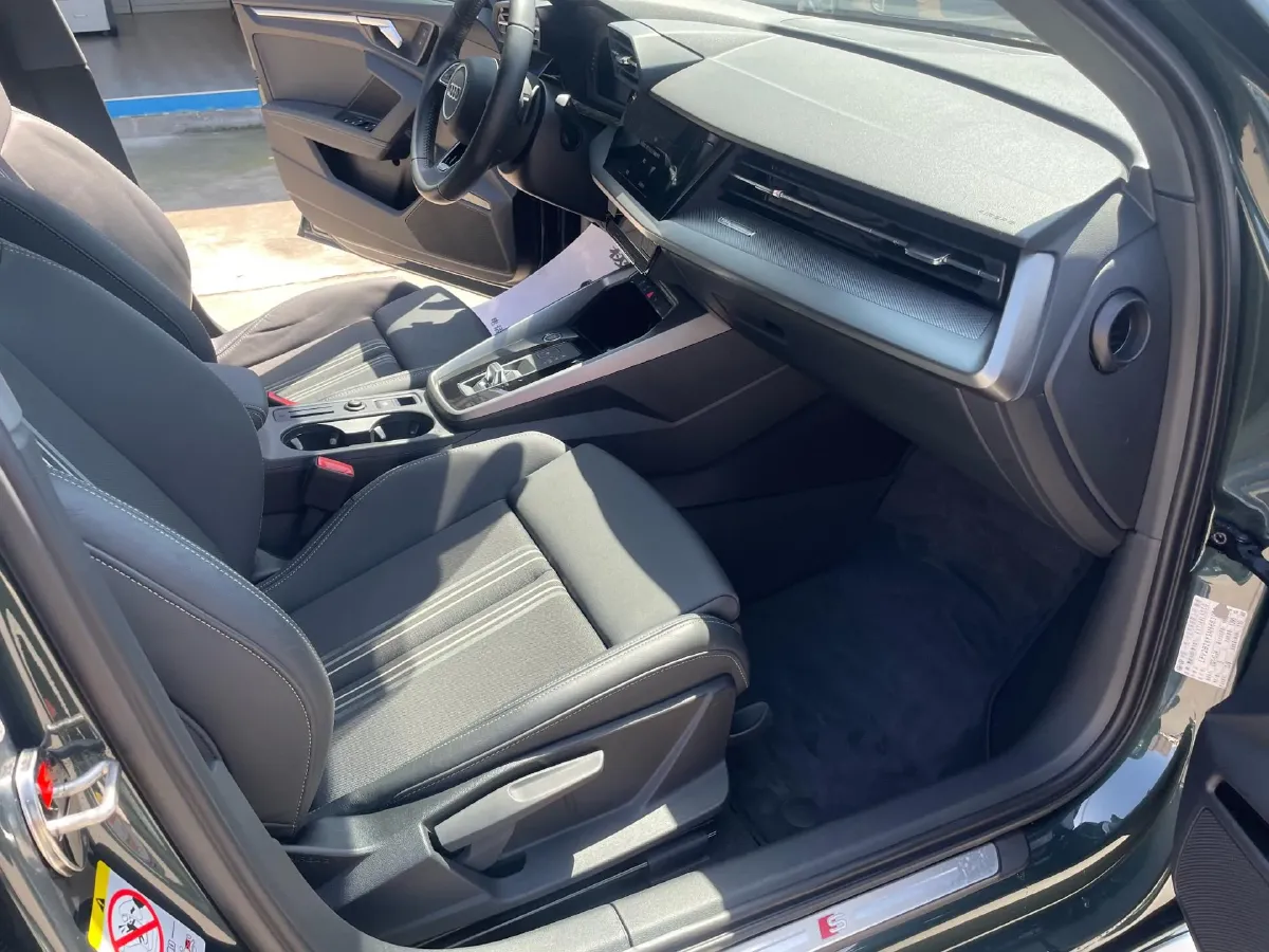 2022 Audi A3 1.4T 150HP L4 7DCT,autocango,china used car exporter,china ev exporter,chinese used car exporter,chinese used ev exporter