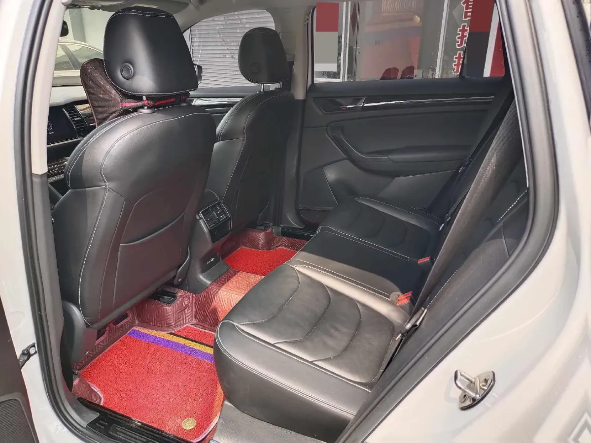 2020 Skoda Kodiak 2.0T 186HP L4 7DCT,autocango,china used car exporter,china ev exporter,chinese used car exporter,chinese used ev exporter