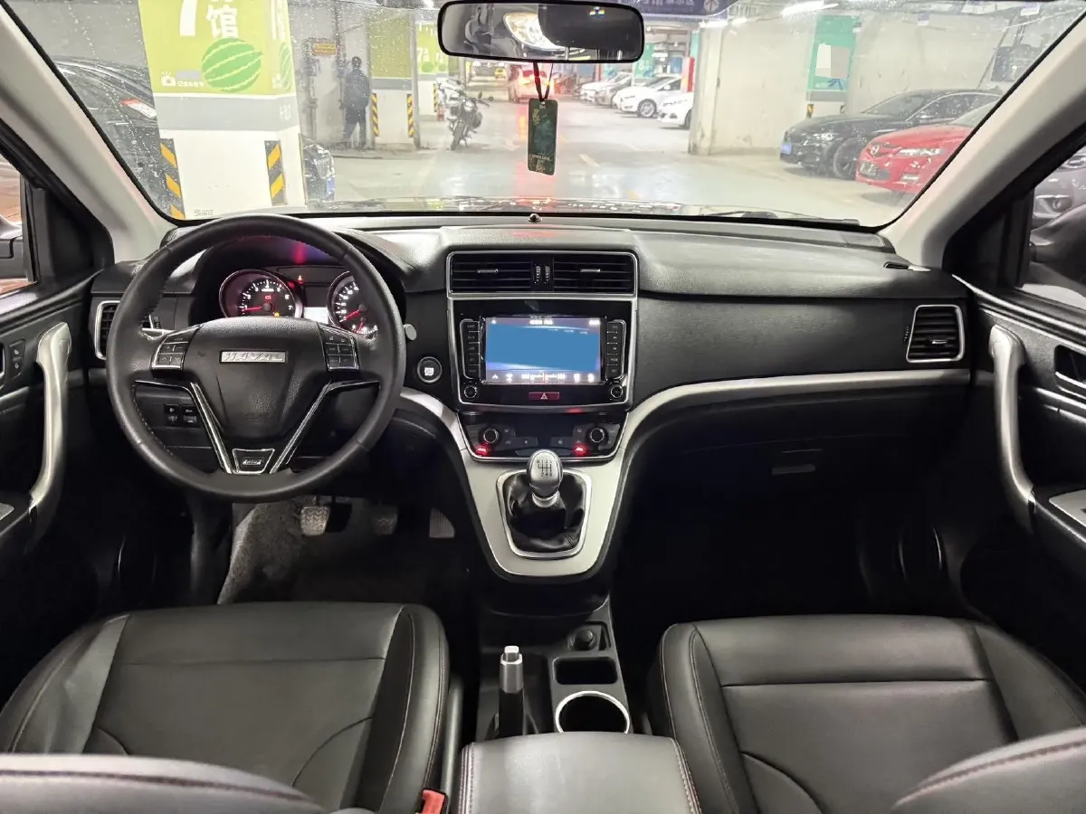 2019 Haval M6 1.5T 150HP L4 6MT,autocango,china used car exporter,china ev exporter,chinese used car exporter,chinese used ev exporter