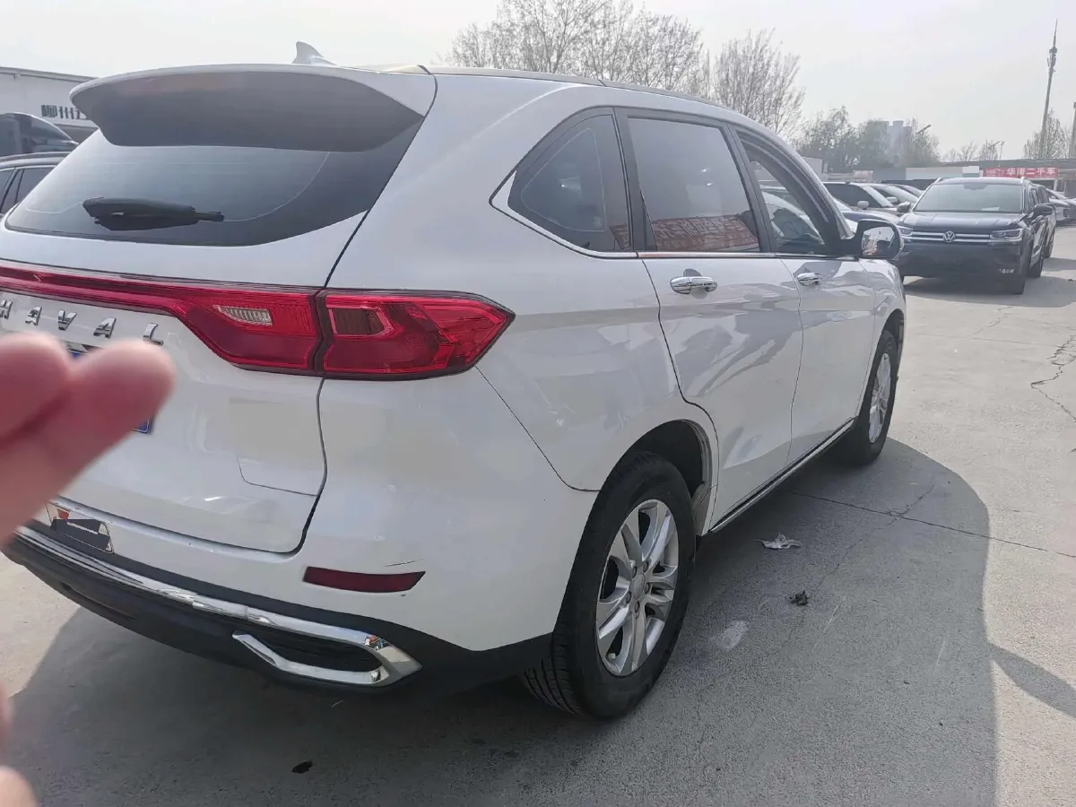 2021 Haval M6 1.5T 150HP L4 6MT,autocango,china used car exporter,china ev exporter,chinese used car exporter,chinese used ev exporter