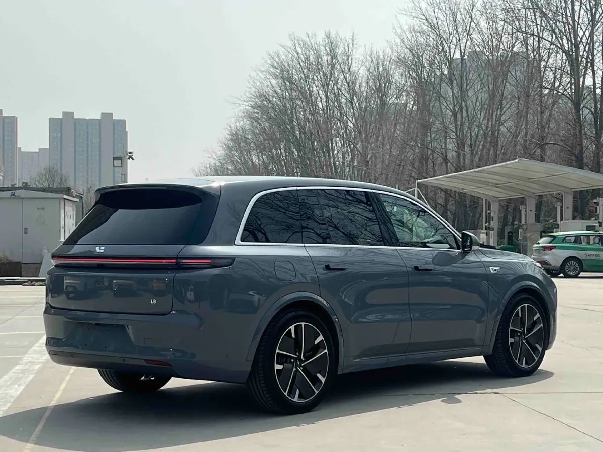 2025 Li L8 Range Extended 154HP REEV,autocango,china used car exporter,china ev exporter,chinese used car exporter,chinese used ev exporter