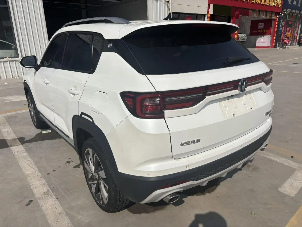 2019 ChangAn CS35 Plus 1.4T 158HP L4 7DCT,autocango,china used car exporter,china ev exporter,chinese used car exporter,chinese used ev exporter