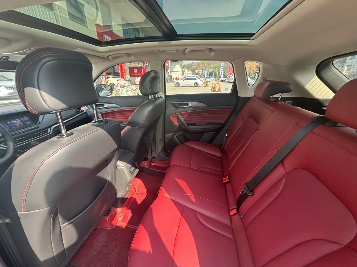 2019 ChangAn CS35 Plus 1.4T 158HP L4 7DCT,autocango,china used car exporter,china ev exporter,chinese used car exporter,chinese used ev exporter