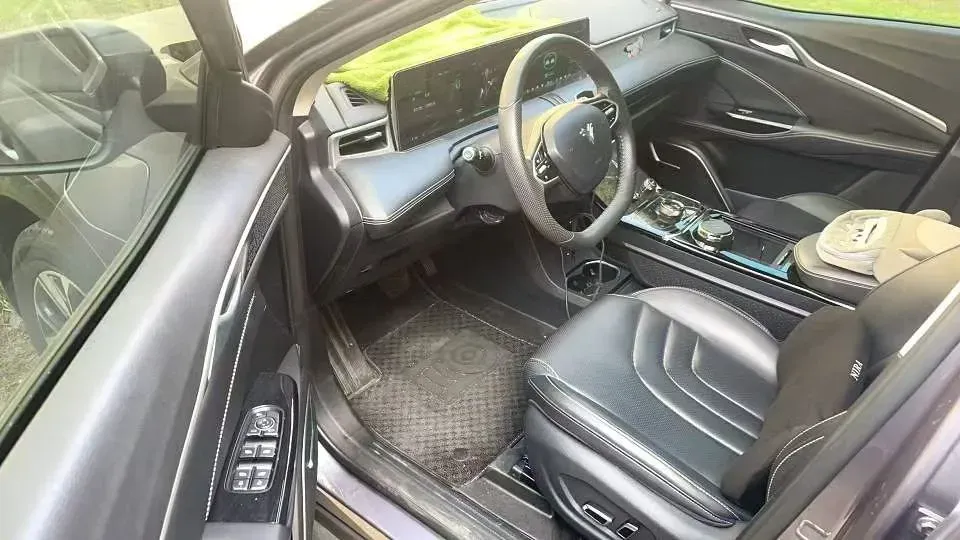 2022 GAC Trumpchi GS3 1.5T 169HP L4 6AT,autocango,china used car exporter,china ev exporter,chinese used car exporter,chinese used ev exporter