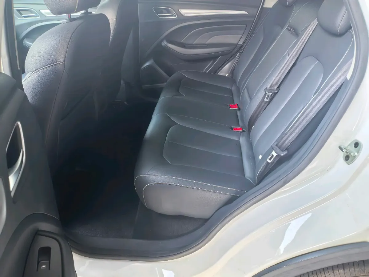 2020 Roewe RX3 1.6L 125HP L4 CVT,autocango,china used car exporter,china ev exporter,chinese used car exporter,chinese used ev exporter