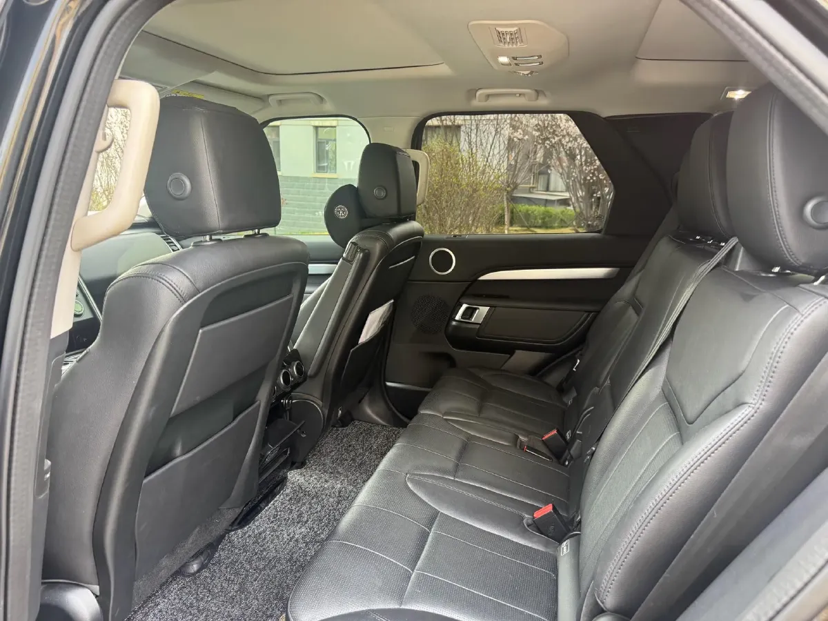 2020 Land Rover Discovery 3.0T 340HP V6 8AT,autocango,china used car exporter,china ev exporter,chinese used car exporter,chinese used ev exporter