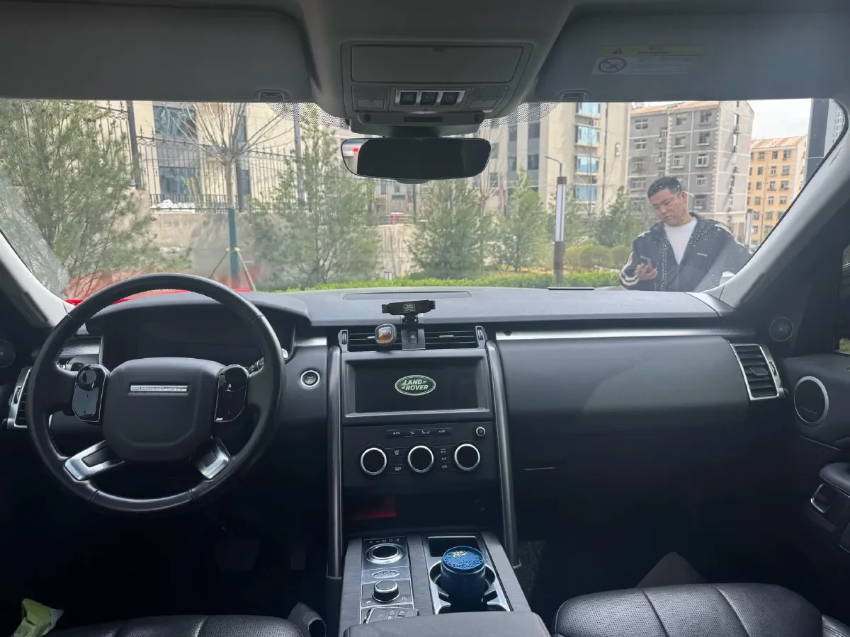 2020 Land Rover Discovery 3.0T 340HP V6 8AT,autocango,china used car exporter,china ev exporter,chinese used car exporter,chinese used ev exporter