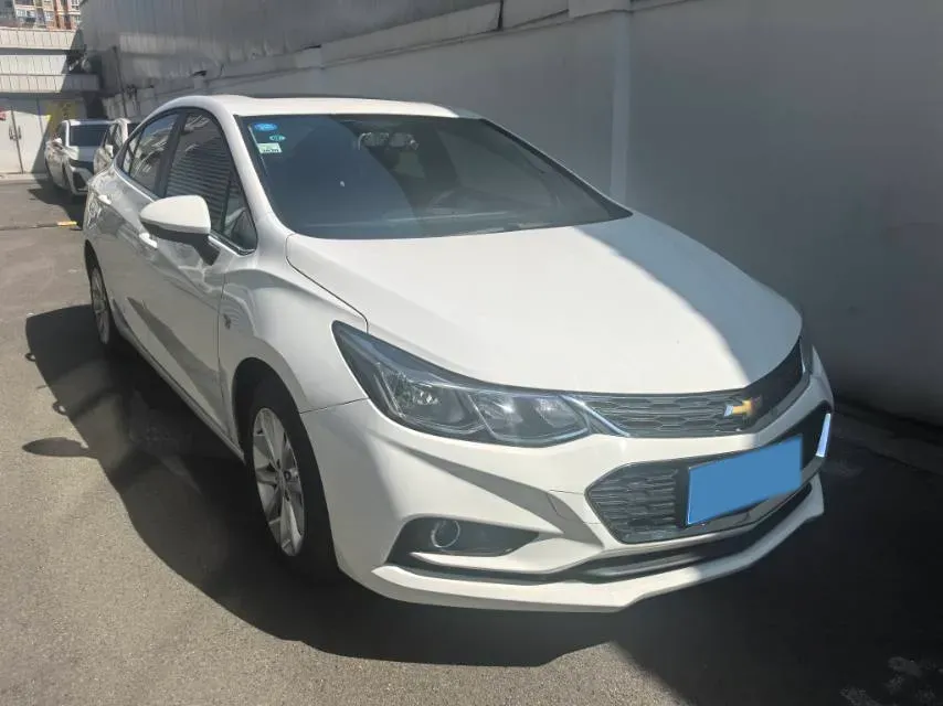 2018 Chevrolet Cruze 1.5L 114HP L4 6AT,autocango,china used car exporter,china ev exporter,chinese used car exporter,chinese used ev exporter
