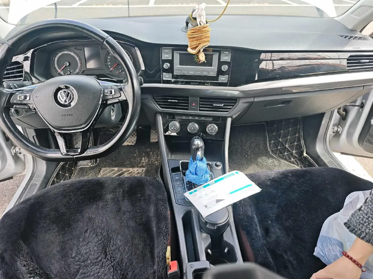 2019 Bestune T77 1.2T 143HP L4 7DCT,autocango,china used car exporter,china ev exporter,chinese used car exporter,chinese used ev exporter