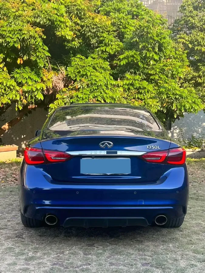 2018 Jeep Grand Commander 2.0T 265HP L4 9AT,autocango,china used car exporter,china ev exporter,chinese used car exporter,chinese used ev exporter