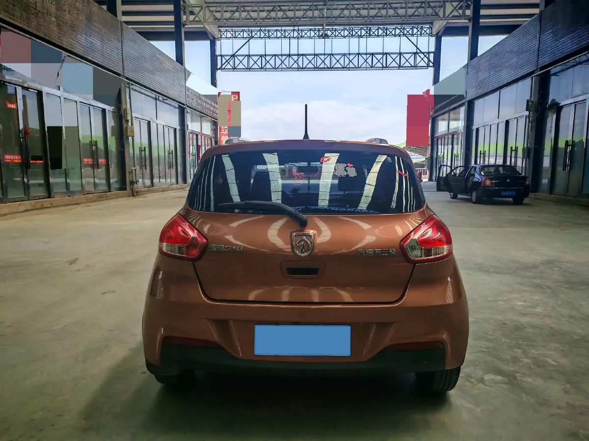 2017 BaoJun 310 1.5L 112HP L4 6MT,autocango,china used car exporter,china ev exporter,chinese used car exporter,chinese used ev exporter