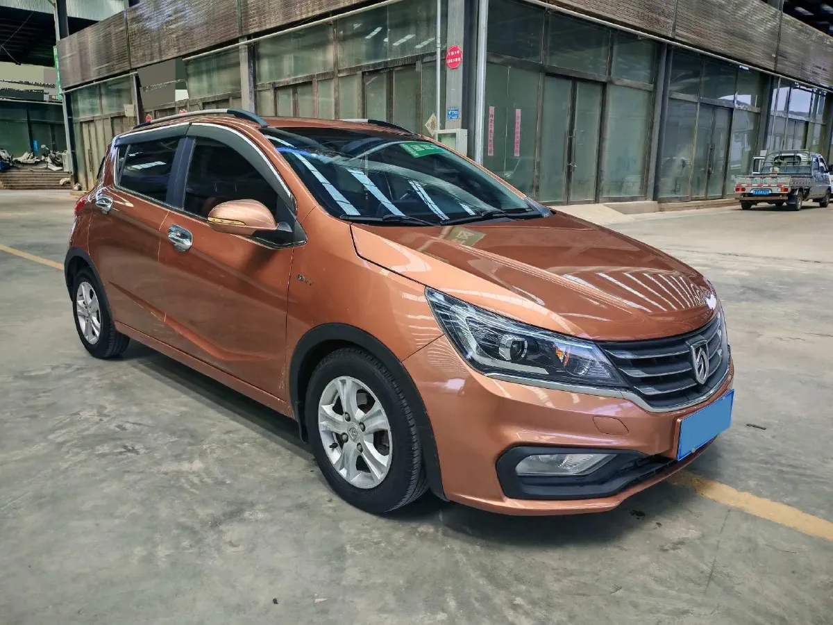2017 BaoJun 310 1.5L 112HP L4 6MT,autocango,china used car exporter,china ev exporter,chinese used car exporter,chinese used ev exporter