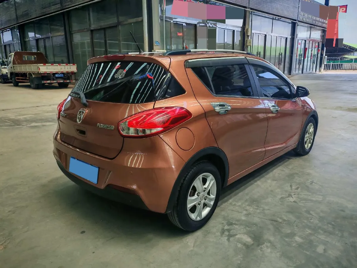 2017 BaoJun 310 1.5L 112HP L4 6MT,autocango,china used car exporter,china ev exporter,chinese used car exporter,chinese used ev exporter