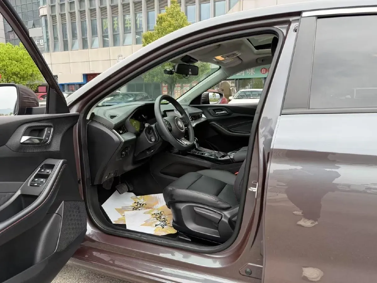 2022 MG 5 1.5L 120HP L4 CVT,autocango,china used car exporter,china ev exporter,chinese used car exporter,chinese used ev exporter