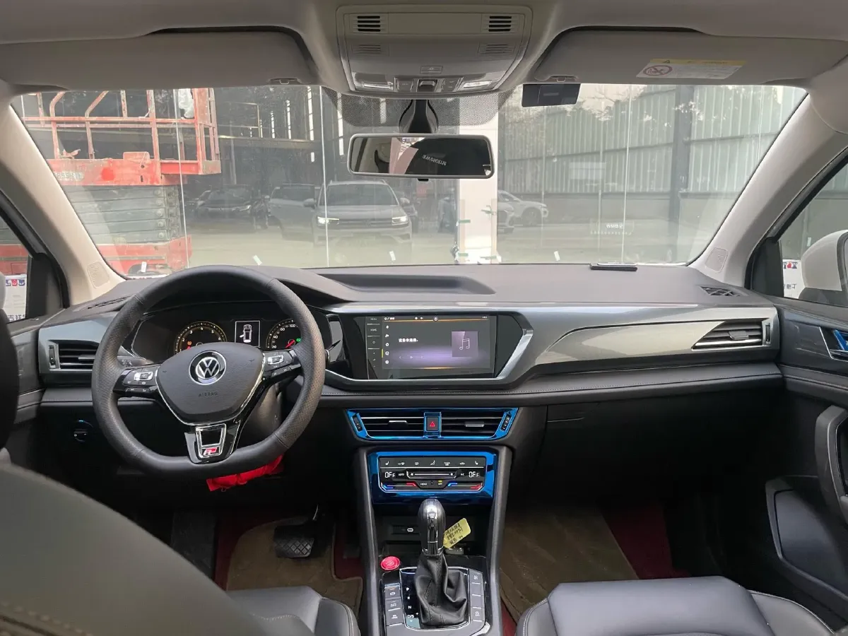 2022 Volkswagen Tharu 1.4T 150HP L4 7DCT,autocango,china used car exporter,china ev exporter,chinese used car exporter,chinese used ev exporter