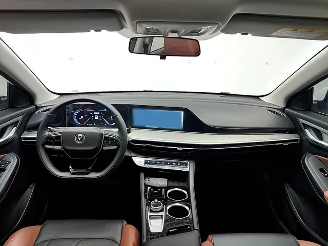 2023 ChangAn Eado 1.4T 160HP L4 7DCT,autocango,china used car exporter,china ev exporter,chinese used car exporter,chinese used ev exporter