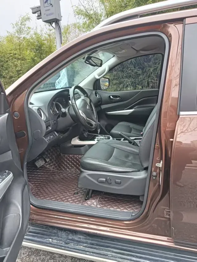 2019 Nissan Navara 2.5L 193HP L4 6MT,autocango,china used car exporter,china ev exporter,chinese used car exporter,chinese used ev exporter