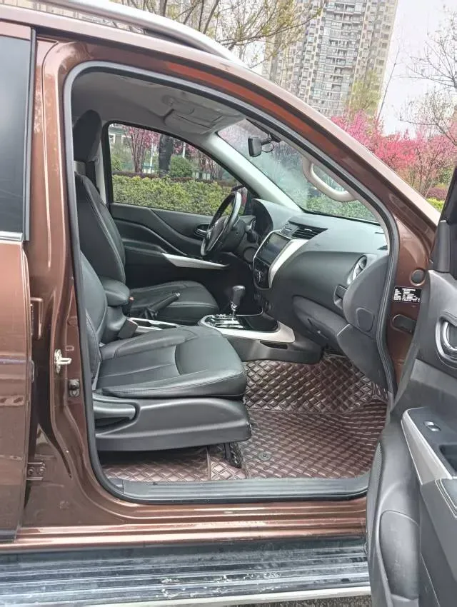 2019 Nissan Navara 2.5L 193HP L4 6MT,autocango,china used car exporter,china ev exporter,chinese used car exporter,chinese used ev exporter