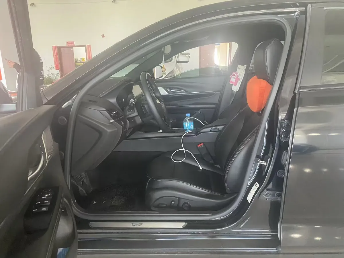 2021 Cadillac CT4 2.0T 237HP L4 8AT,autocango,china used car exporter,china ev exporter,chinese used car exporter,chinese used ev exporter