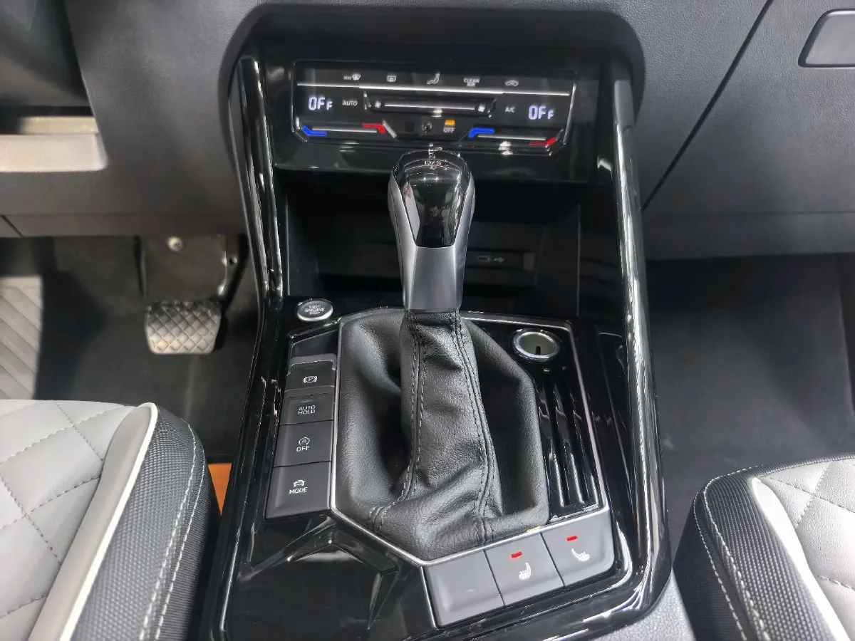 2022 Volkswagen Tayron 1.4T 150HP L4 7DCT,autocango,china used car exporter,china ev exporter,chinese used car exporter,chinese used ev exporter