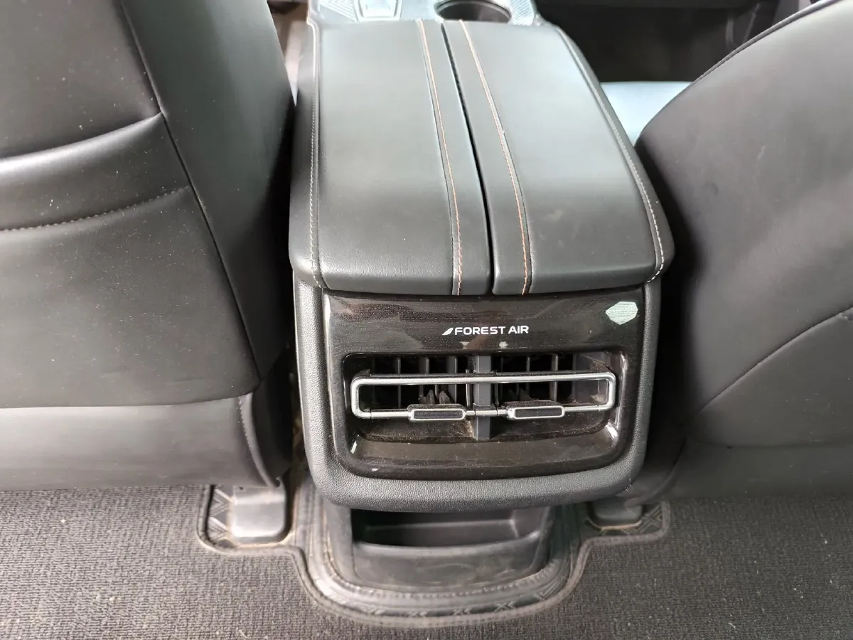 2021 ChangAn UNI-K 2.0T 233HP L4 8AT,autocango,china used car exporter,china ev exporter,chinese used car exporter,chinese used ev exporter