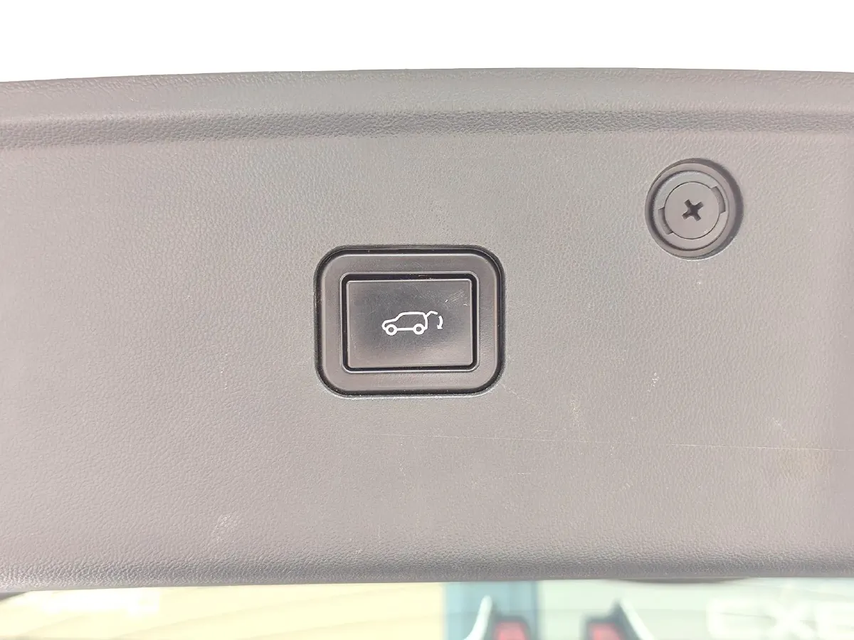 2021 ChangAn UNI-K 2.0T 233HP L4 8AT,autocango,china used car exporter,china ev exporter,chinese used car exporter,chinese used ev exporter