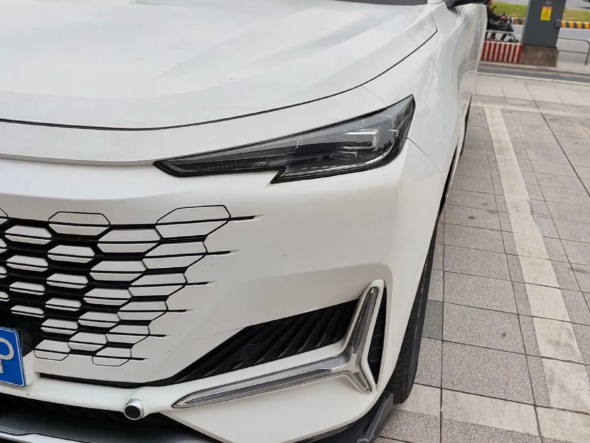 2021 ChangAn UNI-K 2.0T 233HP L4 8AT,autocango,china used car exporter,china ev exporter,chinese used car exporter,chinese used ev exporter