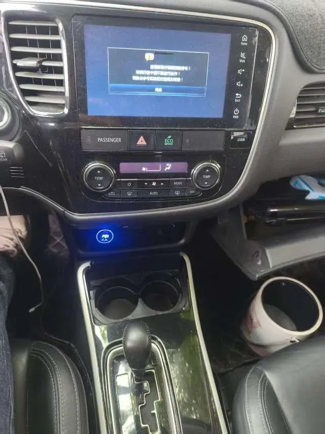 2019 Mitsubishi Outlander 2.4L 192HP L4 CVT,autocango,china used car exporter,china ev exporter,chinese used car exporter,chinese used ev exporter