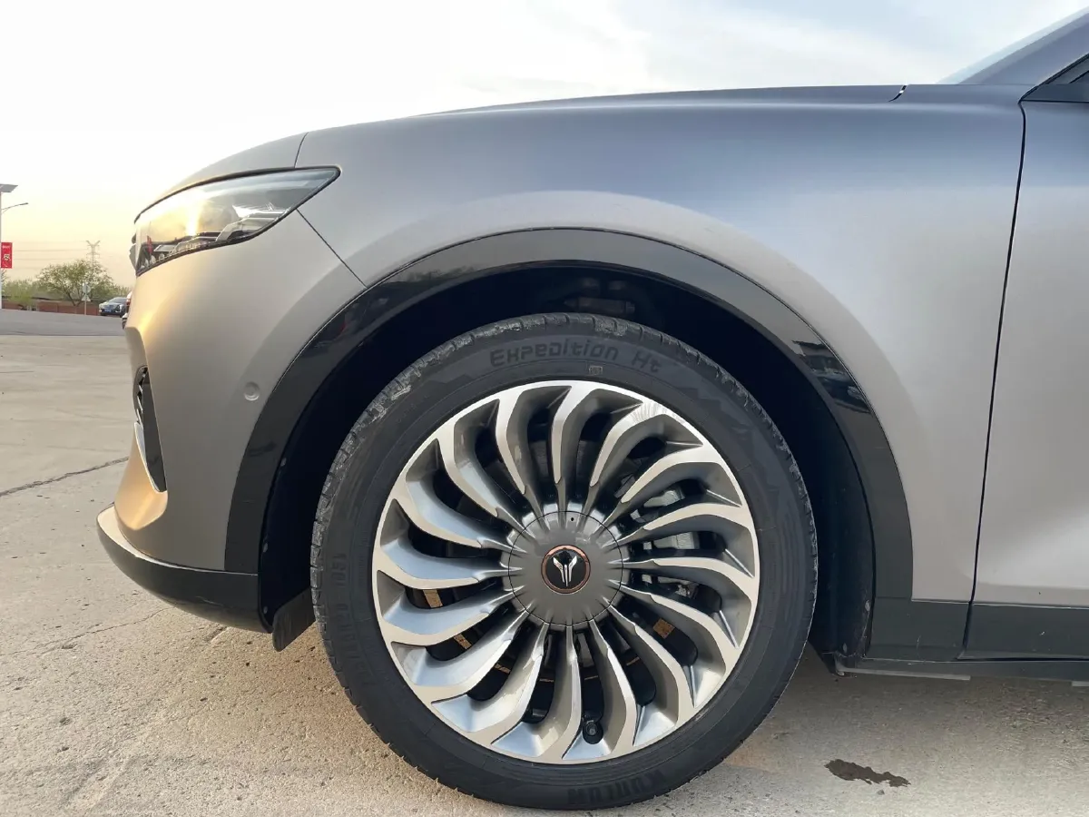 2021 Voyah FREE BEV 88KWH,autocango,china used car exporter,china ev exporter,chinese used car exporter,chinese used ev exporter