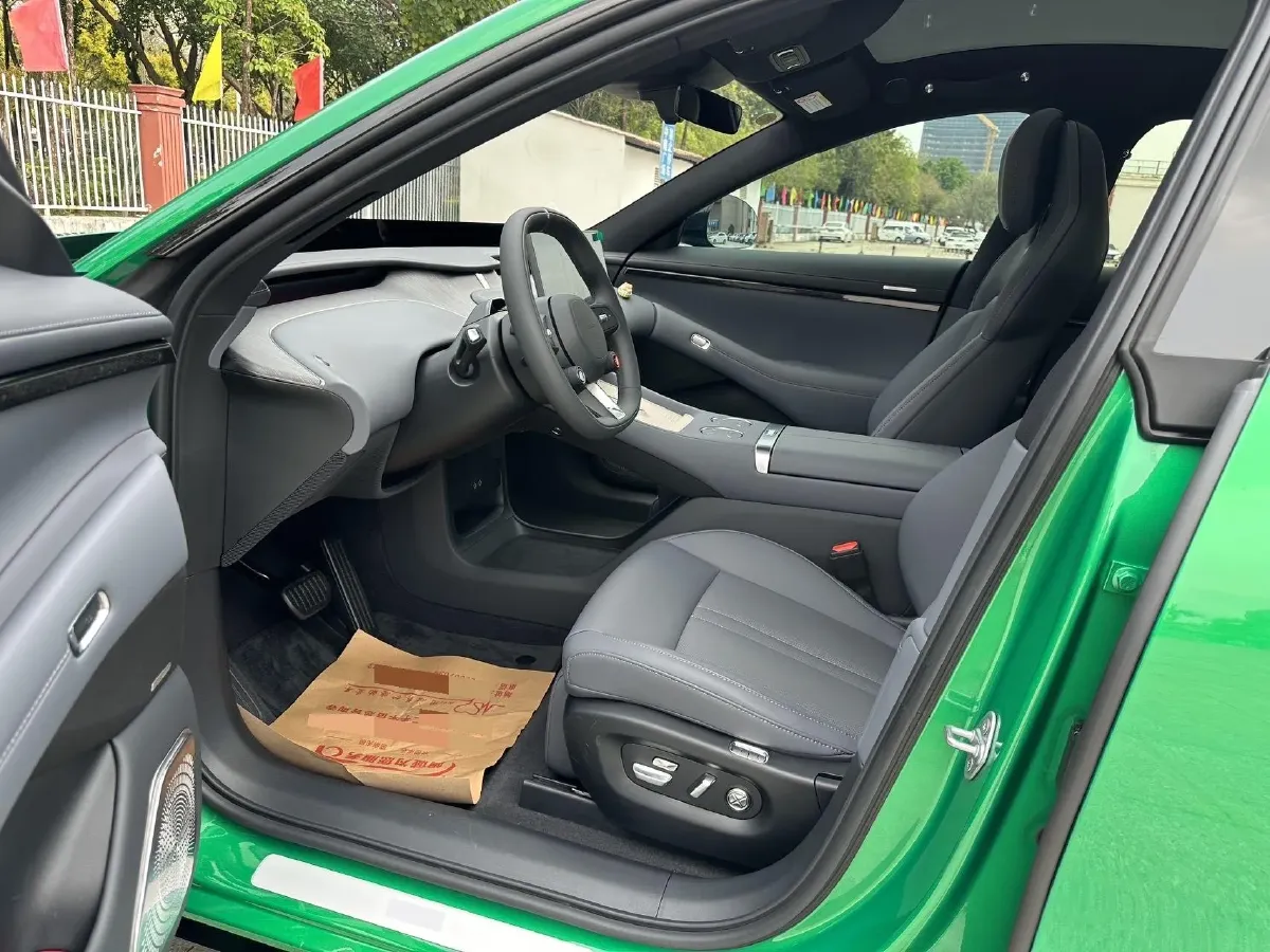 2025 MI YU7 BEV 96.3KWH,autocango,china used car exporter,china ev exporter,chinese used car exporter,chinese used ev exporter