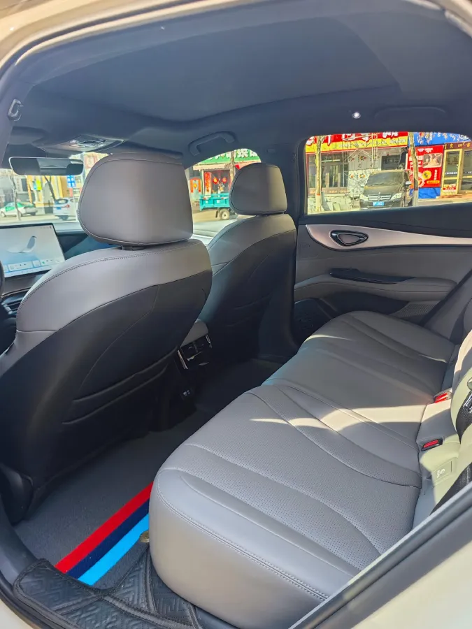 2025 BYD Seal07 DM-i 1.5L 101HP L4 E-CVT PHEV 17.6KWH,autocango,china used car exporter,china ev exporter,chinese used car exporter,chinese used ev exporter