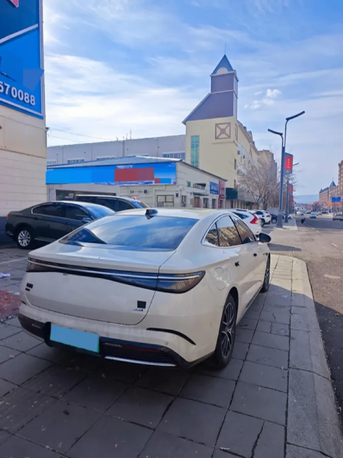 2025 BYD Seal07 DM-i 1.5L 101HP L4 E-CVT PHEV 17.6KWH,autocango,china used car exporter,china ev exporter,chinese used car exporter,chinese used ev exporter