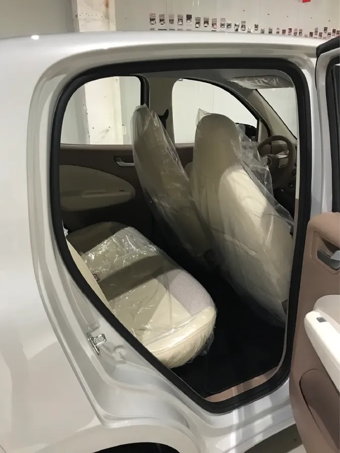 2025 WuLing HongGuang MINI EV BEV 16.2KWH,autocango,china used car exporter,china ev exporter,chinese used car exporter,chinese used ev exporter