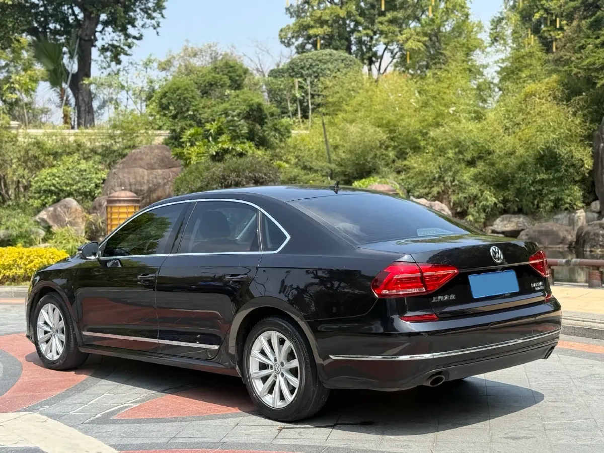 2017 Volkswagen Passat 1.8T 180HP L4 7DCT,autocango,china used car exporter,china ev exporter,chinese used car exporter,chinese used ev exporter