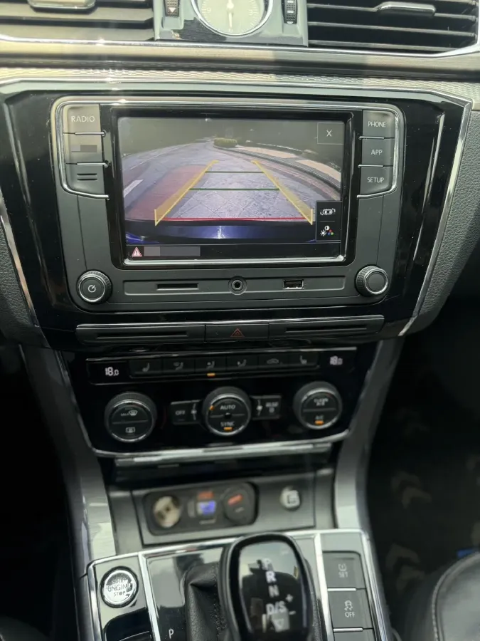 2017 Volkswagen Passat 1.8T 180HP L4 7DCT,autocango,china used car exporter,china ev exporter,chinese used car exporter,chinese used ev exporter