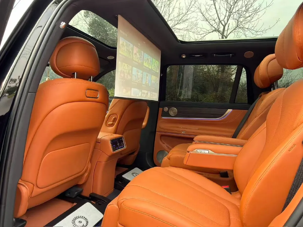 2025 AITO AITO M9 REEV 160HP REEV 52KWH,autocango,china used car exporter,china ev exporter,chinese used car exporter,chinese used ev exporter